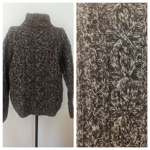 Vintage Chunky DKNY sweater P